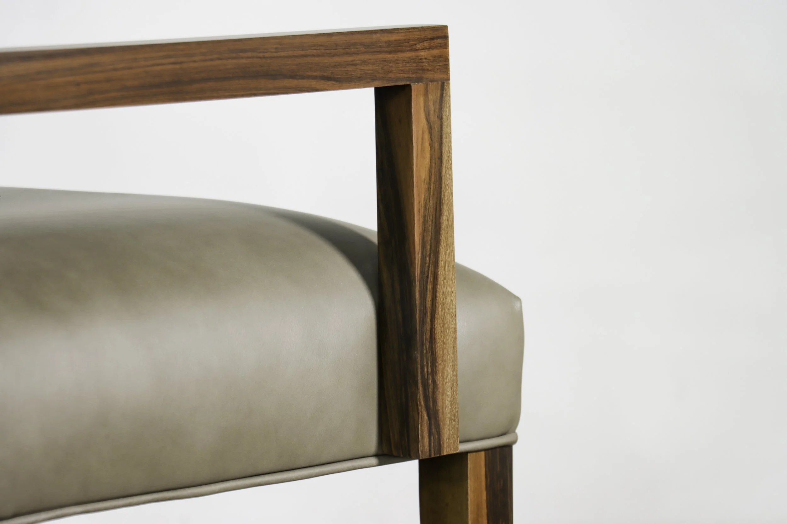 Bruno Armchair by Costantini 09.jpg