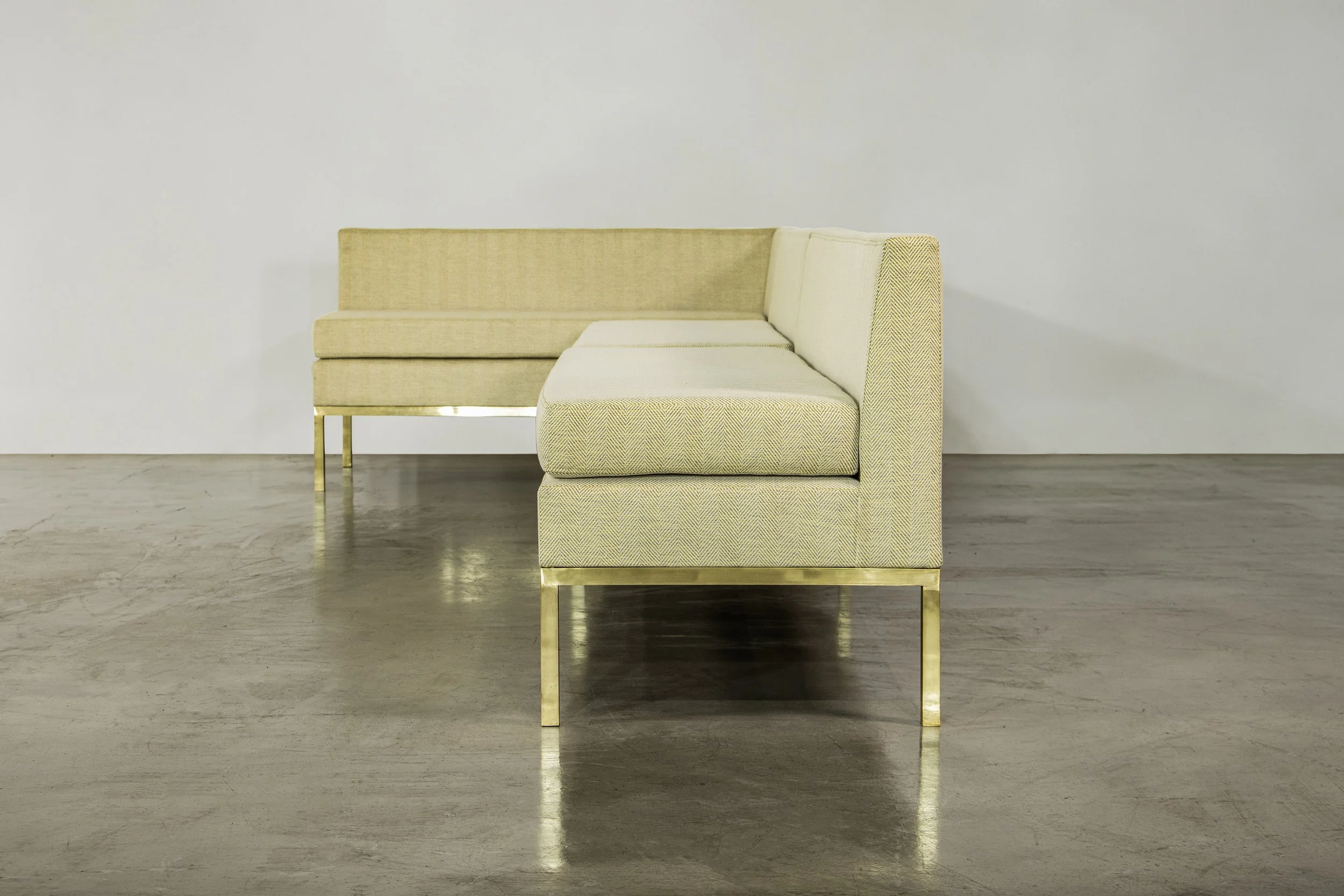 Ciro Customizable Banquette by Costantini 04.jpg