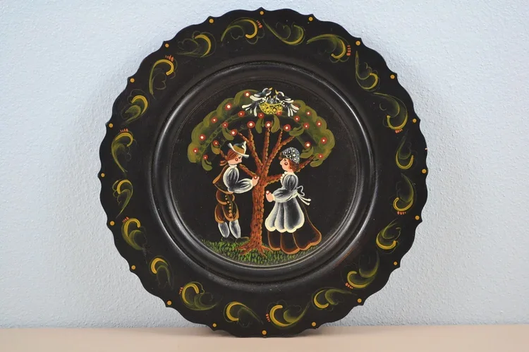 folkartplate1.webp