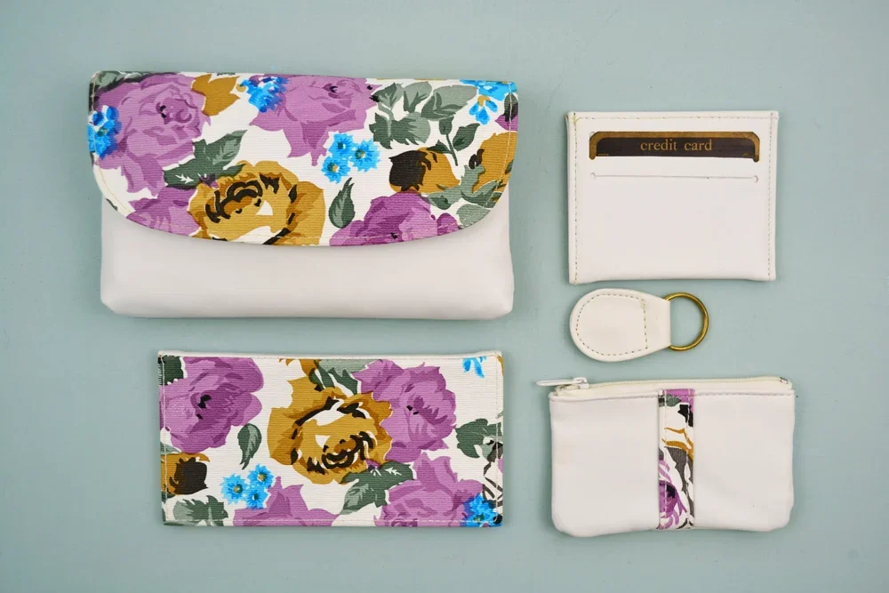 purse ensemble.webp