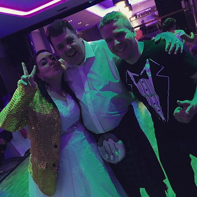 Cracking night with Paul and Pauline and all their guests in Blantyre last night. It’s taken me until now to recover! Thanks for having us. Extra kudos to the flossing Oscar and the Irish dancers. Yes, it was that kind of night!