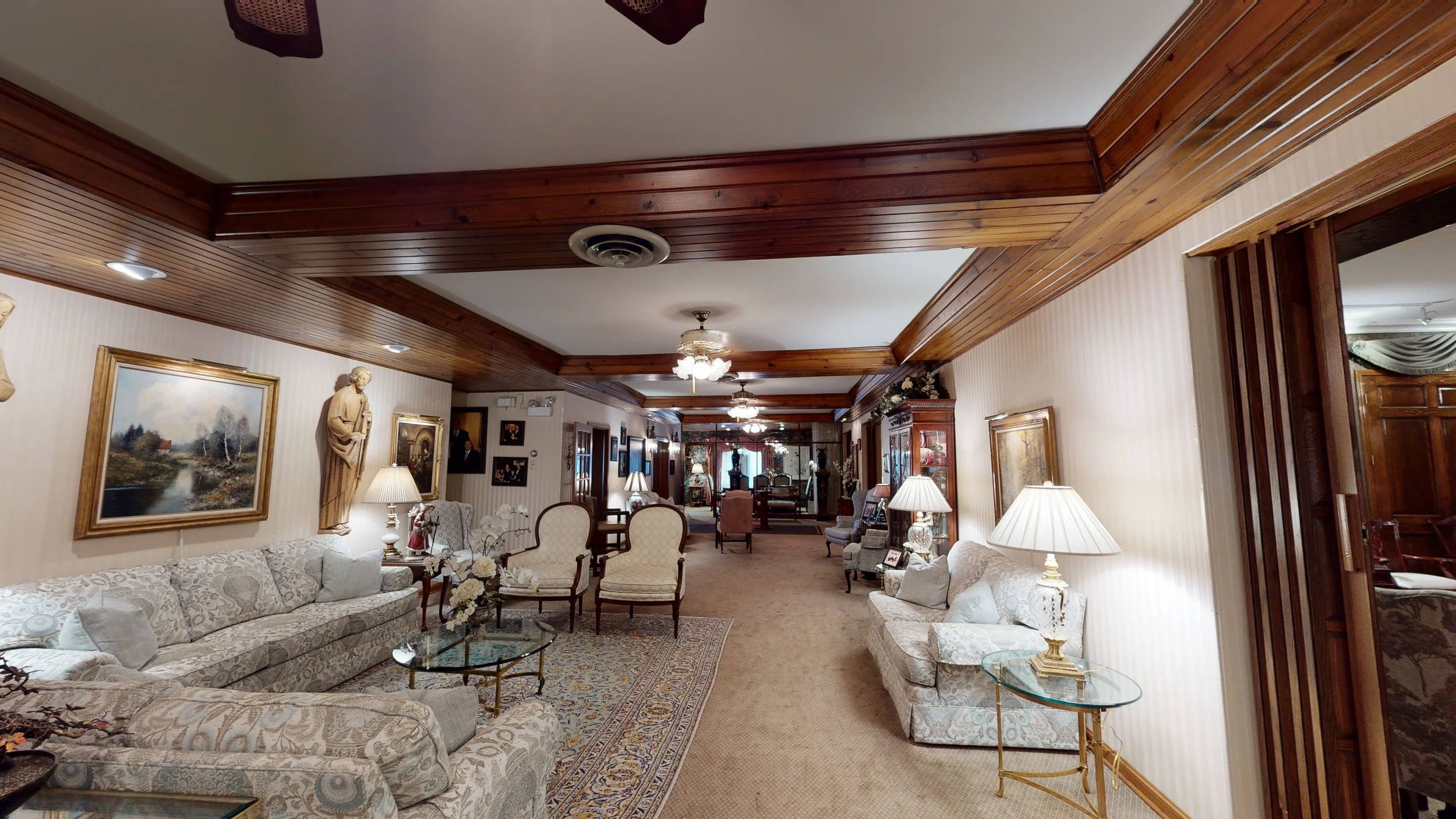 Thompson-kuenster-funeral-home-interior-picture-22.jpg