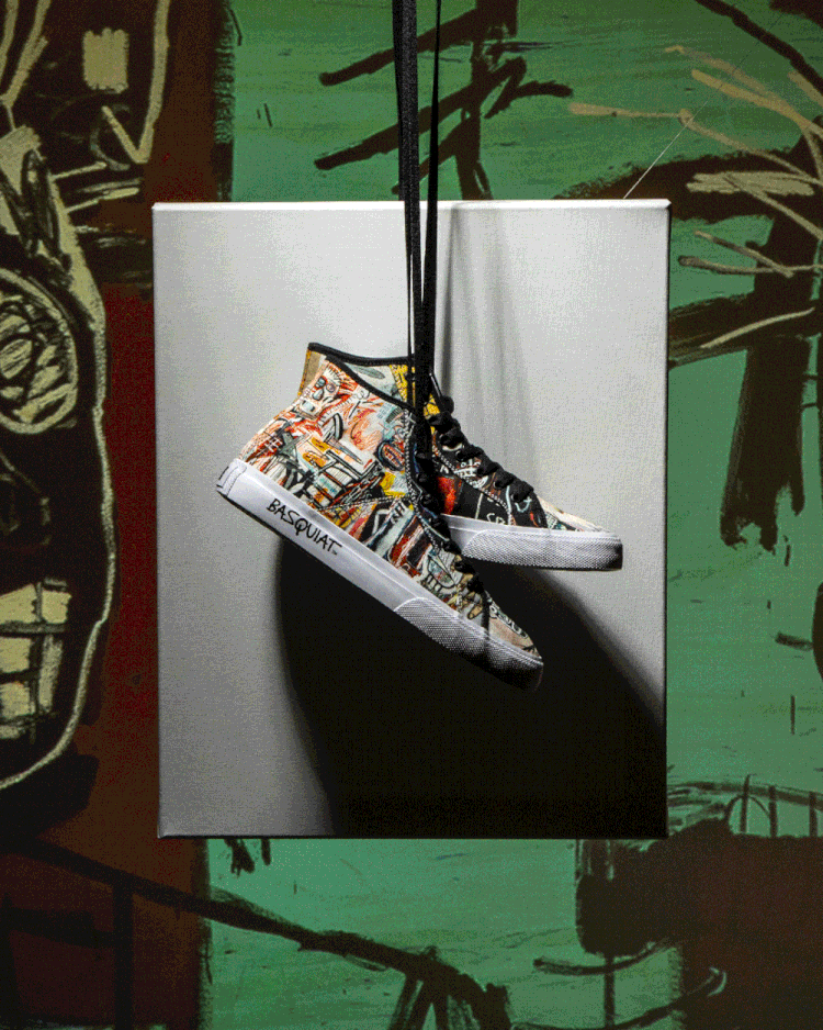2-BASQUIAT-WALL-SEQUENCE-ANIMATION.gif