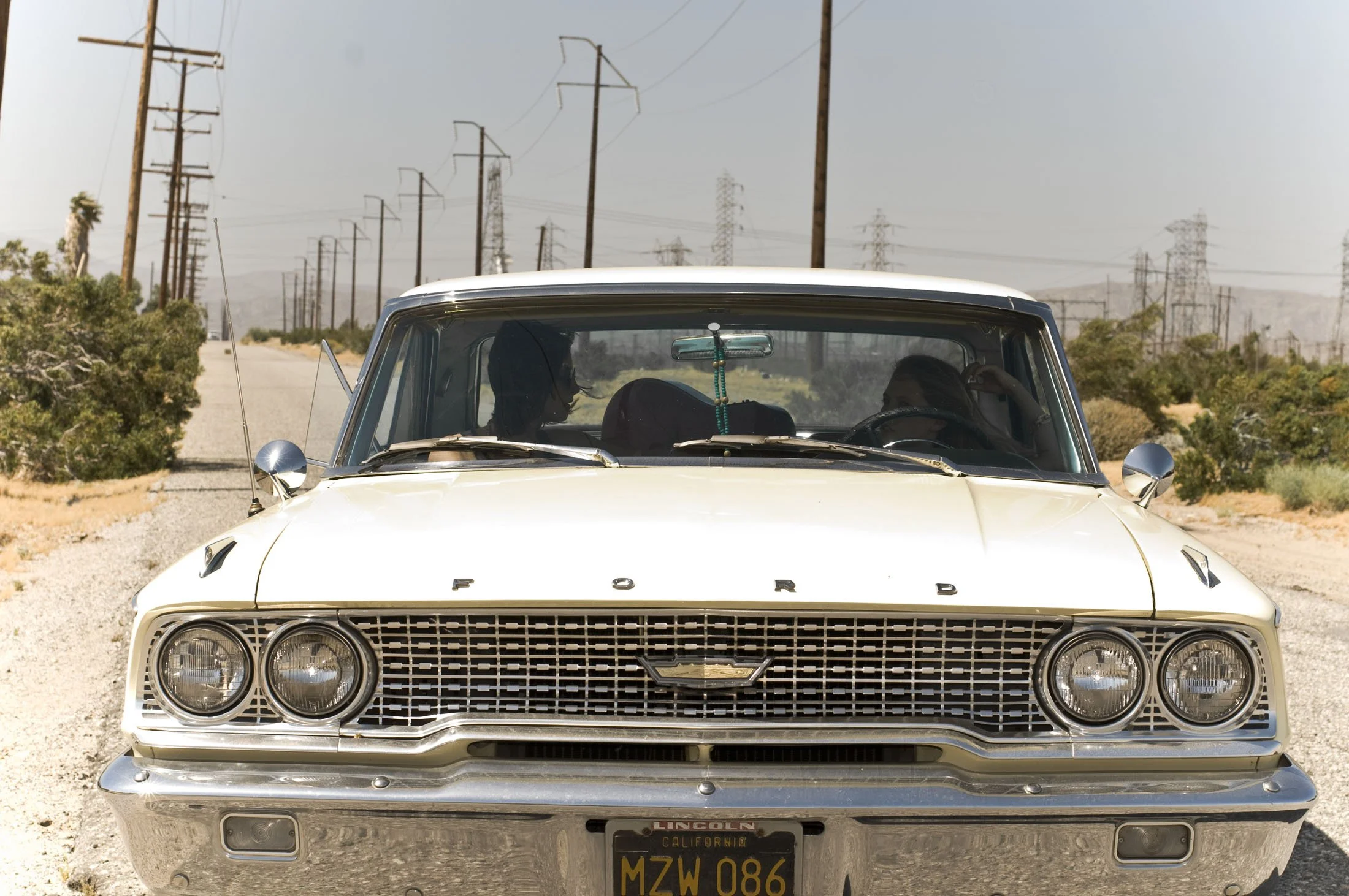 110505_Vans Desert Highway_0317.jpg
