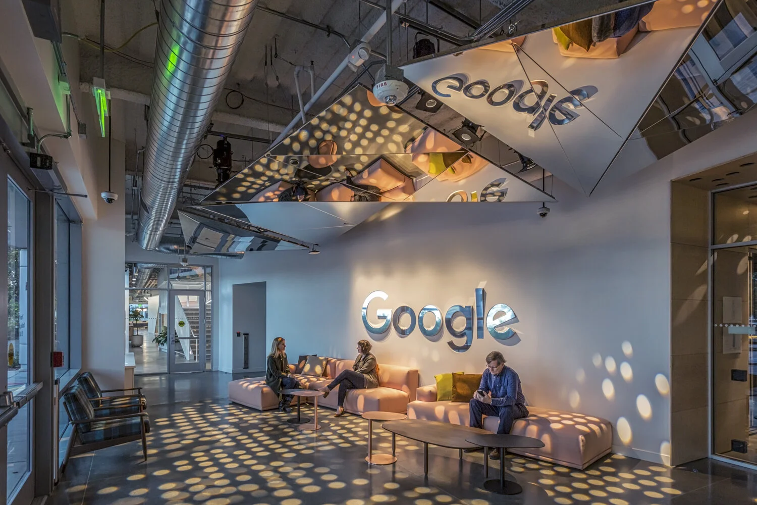 4-7_10_Google Mathilda 2_Lobby_1.jpg