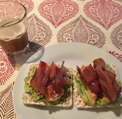 6:45am Smashed avocado, smoked salmon, and bacon on rice crackers + Single shot of espresso with steamed rice milk + Water