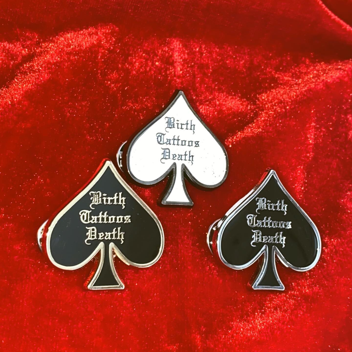 &spades;️ Birth, Tattoos, Death&hellip;.&amp; Pins &spades;️
Made these killer pins for my favorite rock n roll babe @bzelliott - follow her &amp; snag these babies from her website!

&amp; as always.. DM or follow link in bio for custom enamel pins 