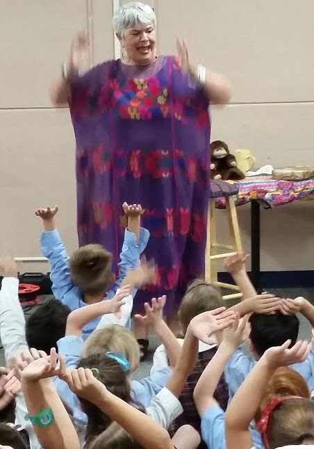 Olga Loya, Latina Storyteller