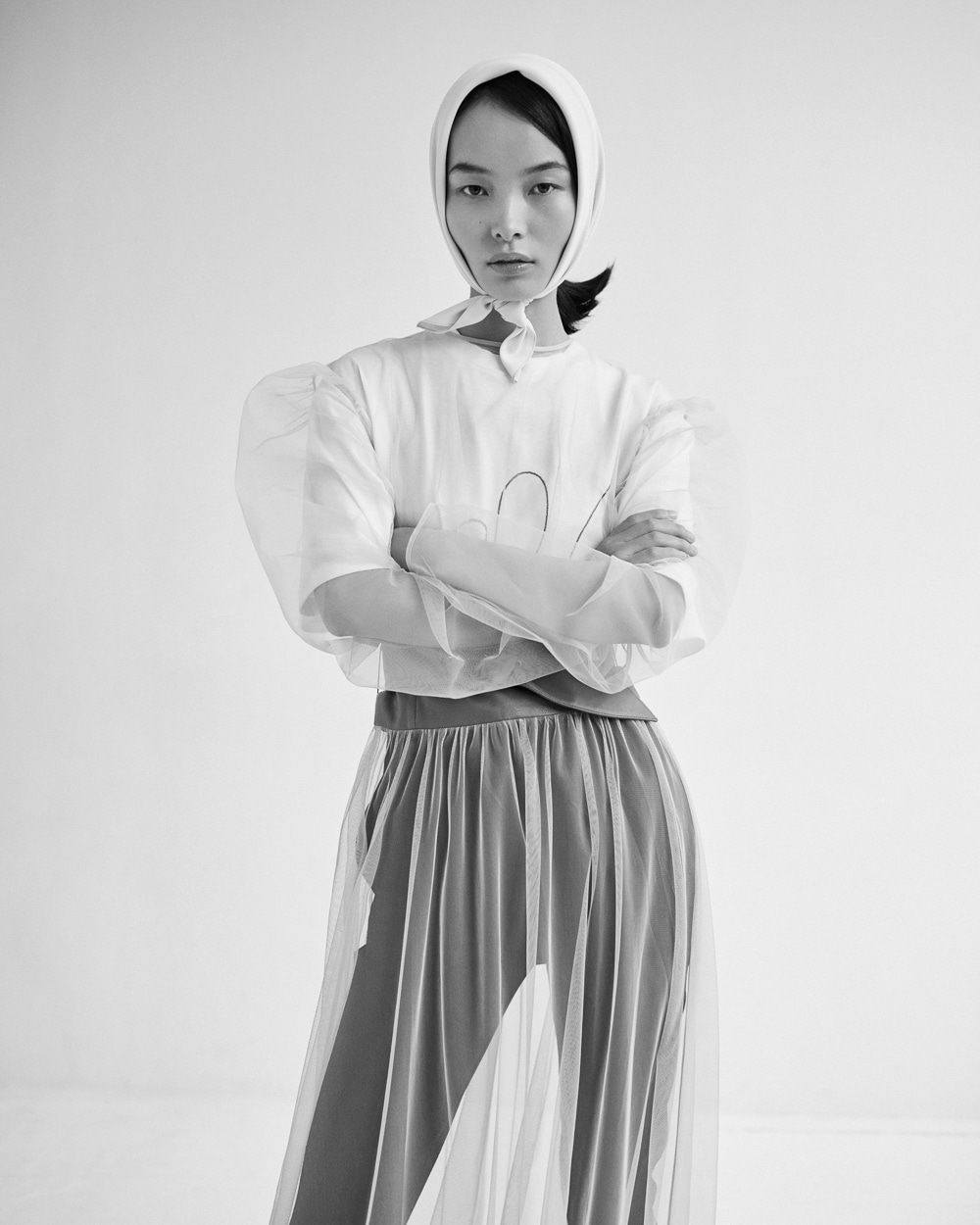 Vogue-Taiwan-September-2018-Ling-Liu-by-Zoltan-Tombor-2.jpg