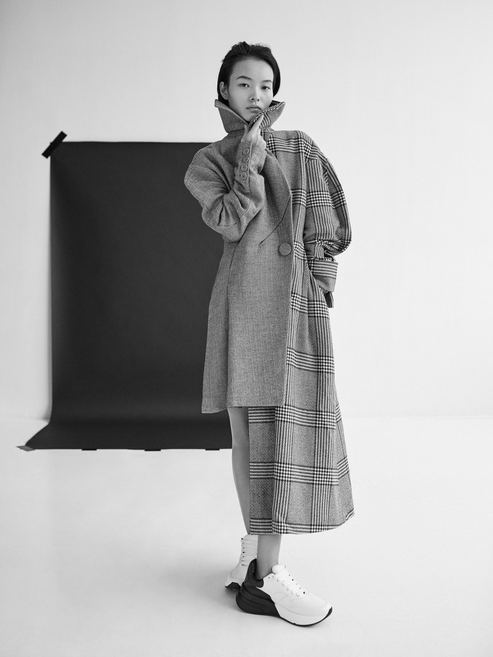 Vogue-Taiwan-September-2018-Ling-Liu-by-Zoltan-Tombor-3.jpg