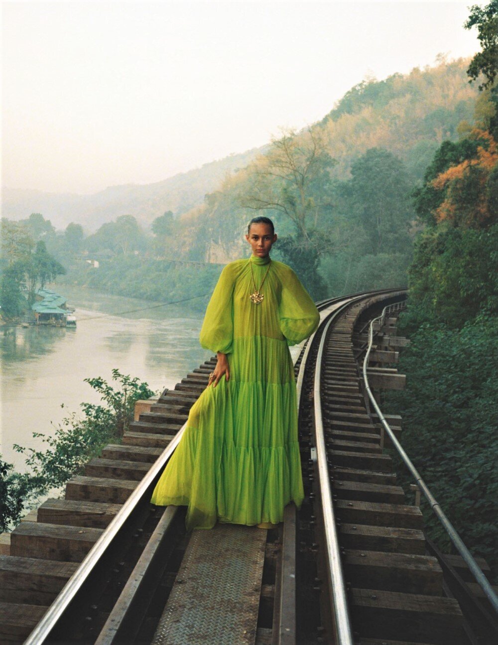 Binx+Walton+by+Angelo+Pennetta+for+Vogue+UK+April+2020+(13).jpg
