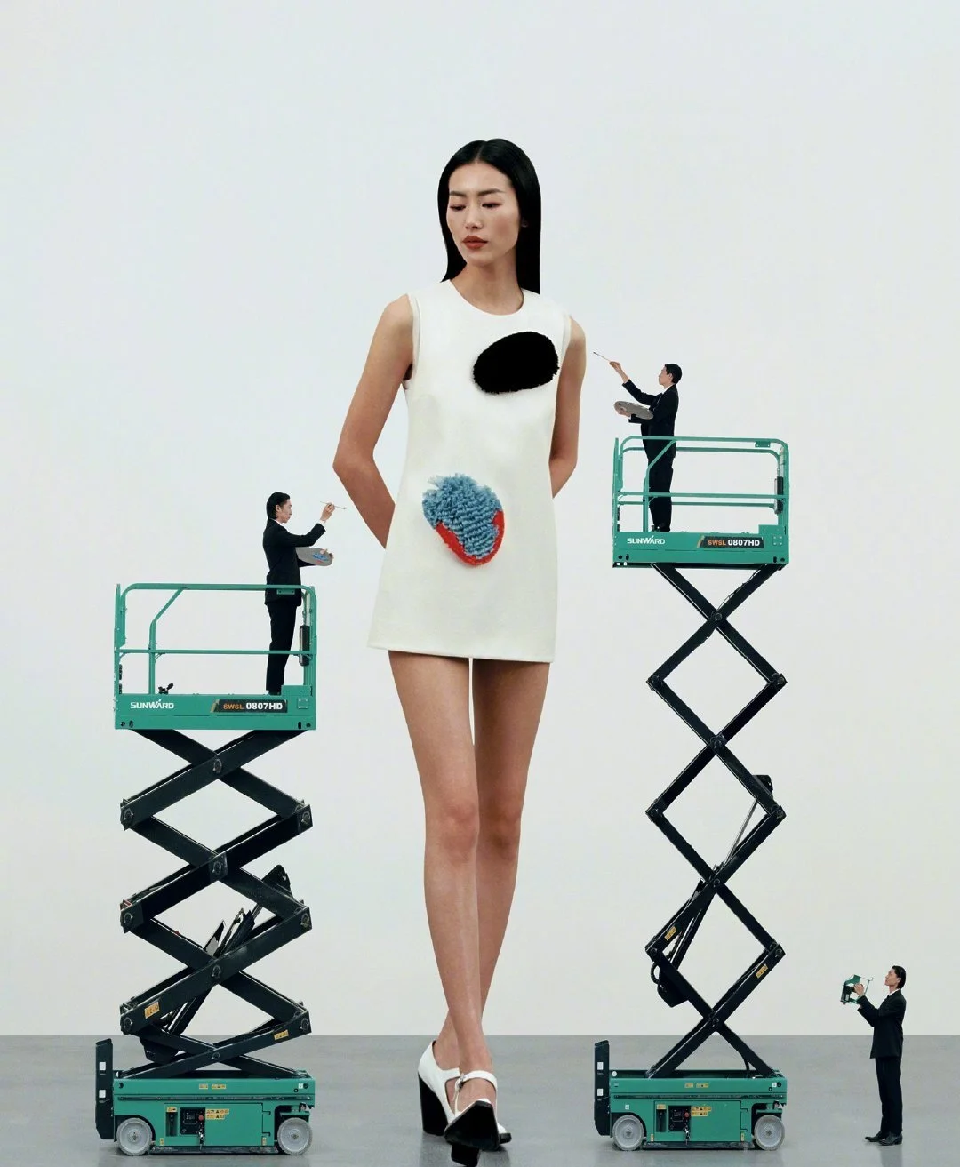 Harper's Bazaar China March 2023