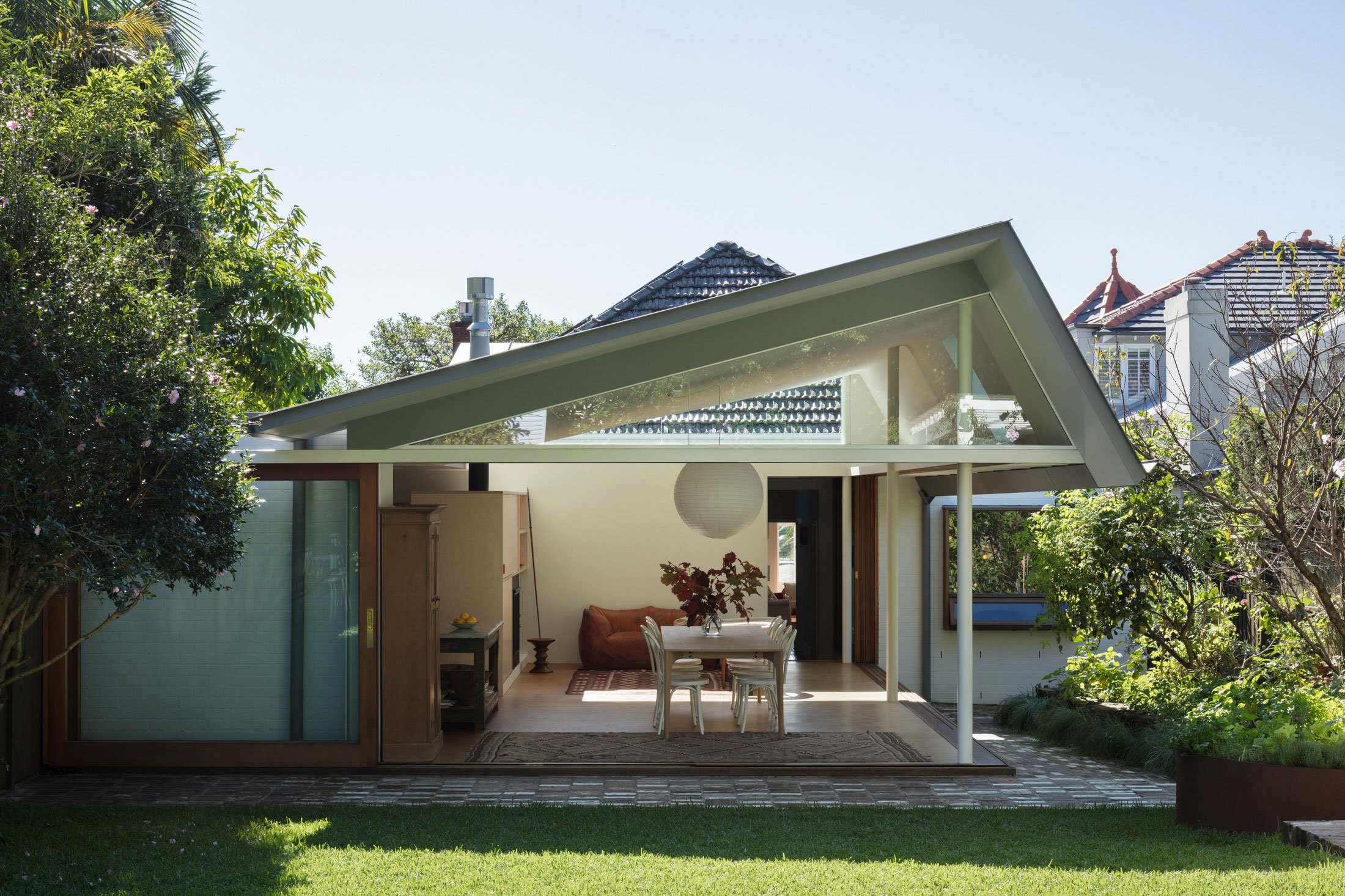 House for BEES | Downie North Architects 