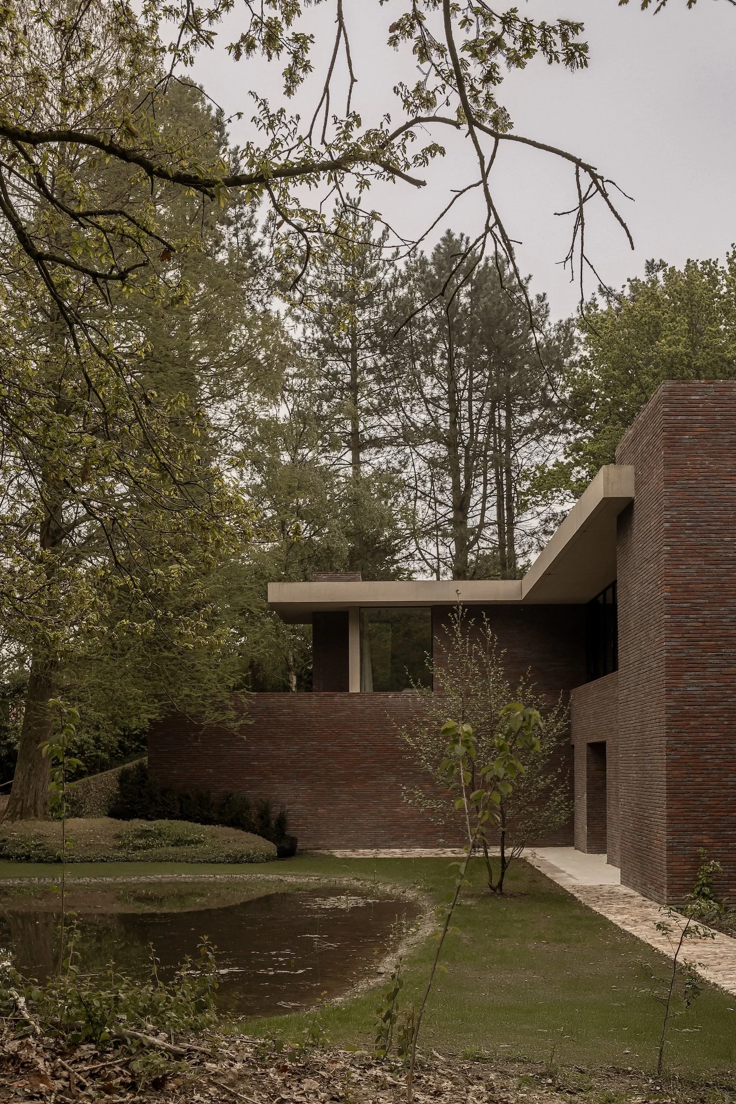 DO. House | Simon de Burbure