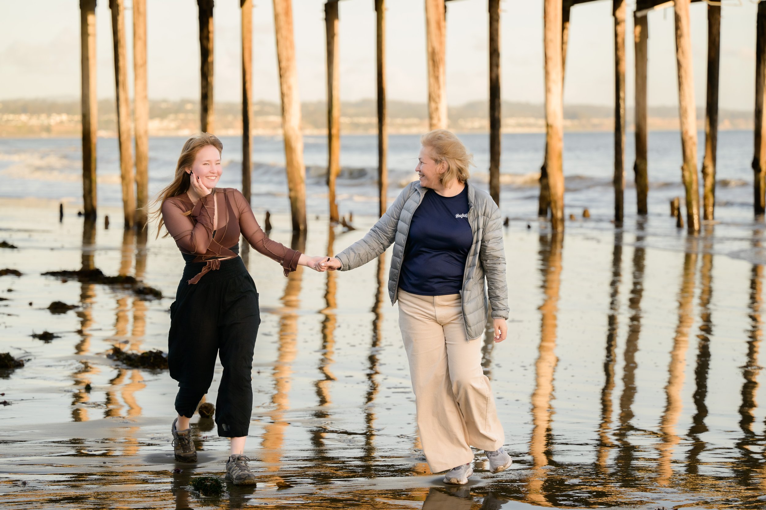 Z9A_6294_Arsen_T_Capitola_Beach_Family_Photography.jpg