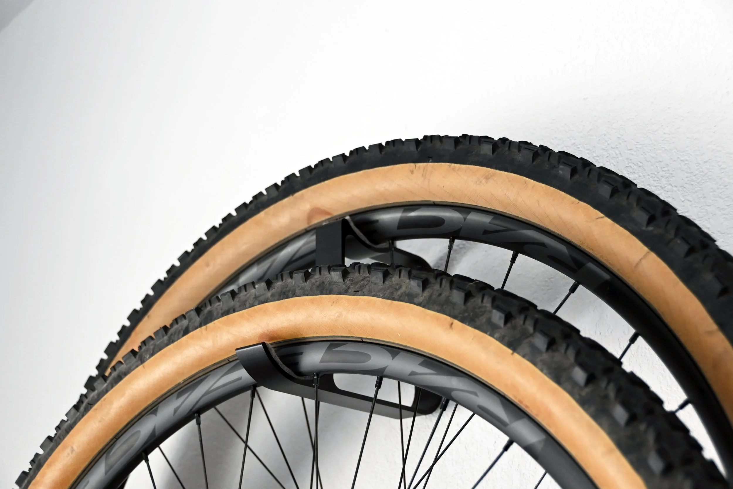 MTB Build with Black hook.jpg