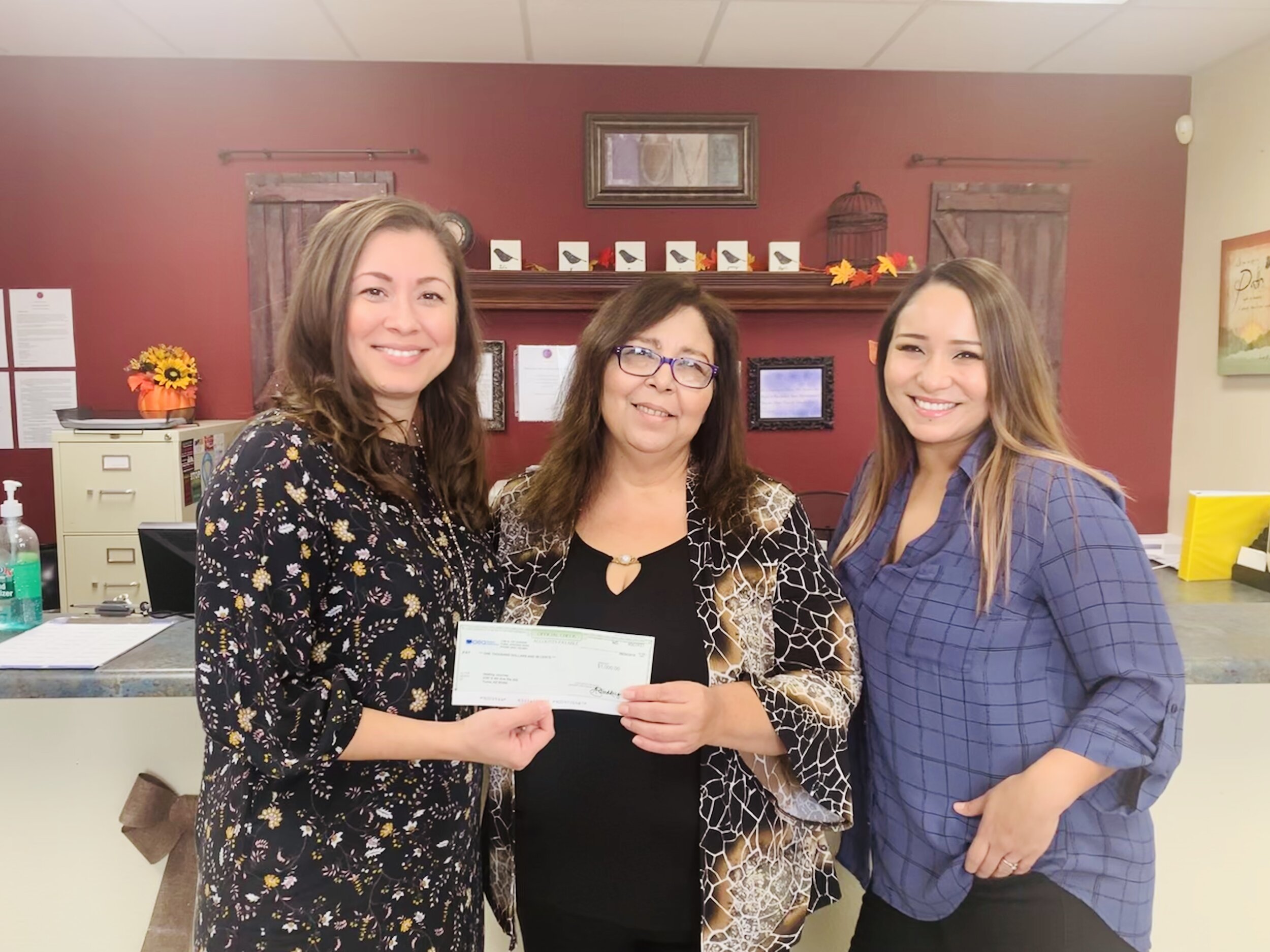 A big THANKS to AEA Federal Credit Union for their donation to assist Healing Journey’s Youth Programs. We are so grateful to have such an amazing team support our mission, we couldn’t do the work we do without the support from the Yuma Community! Check out AEA community & outreach page: https://www.aeafcu.org/about/community.shtml
