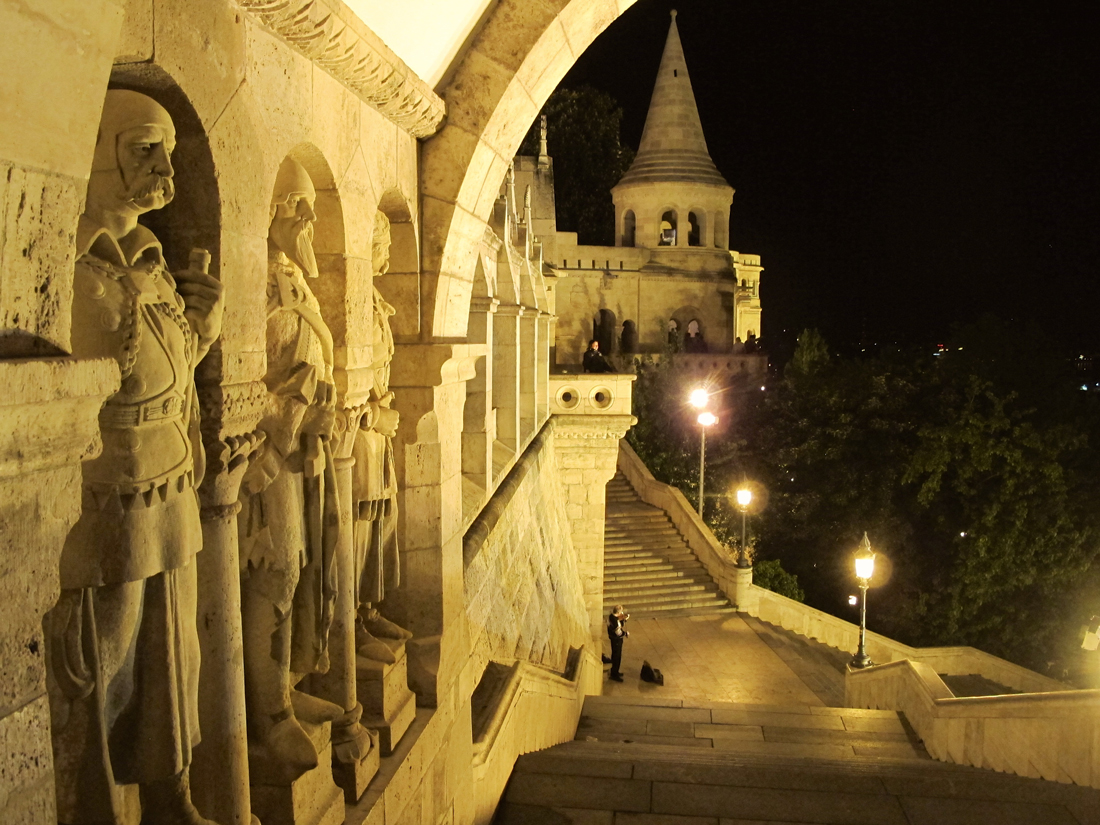 The atmosphere at Buda castle is particularly impressive at night.