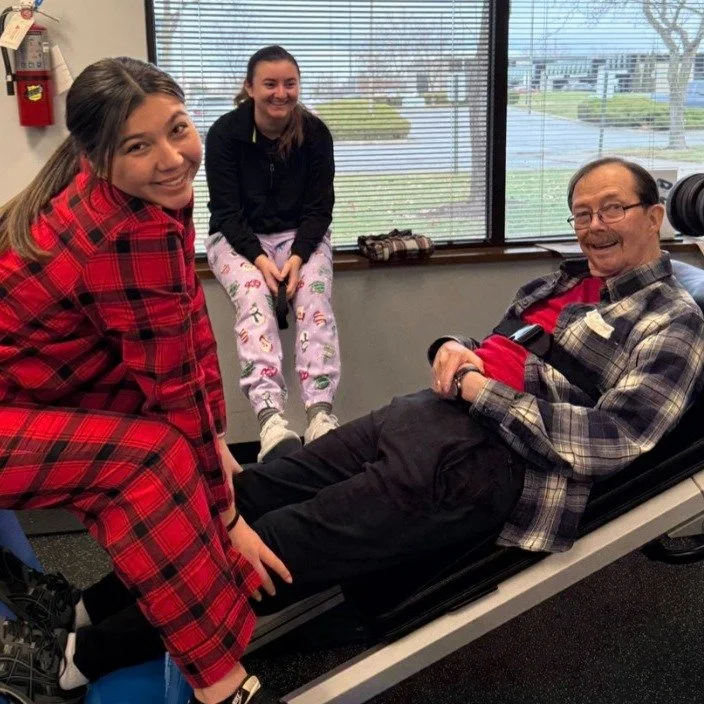 📣 She keeps us connected, brings everyone out of their shell, is always up for a good time, and is unassumingly competitive 💪. Help us wish Lily a very happy birthday! 🎂🎉