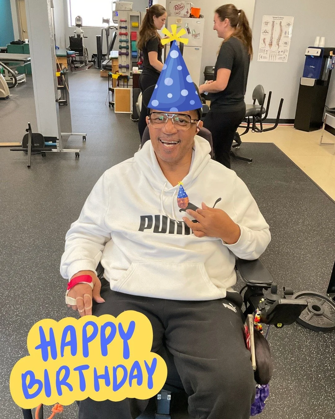 It's Roberick's birthday today!! We hope you have an awesome day today, Rob!! 🎉🎂