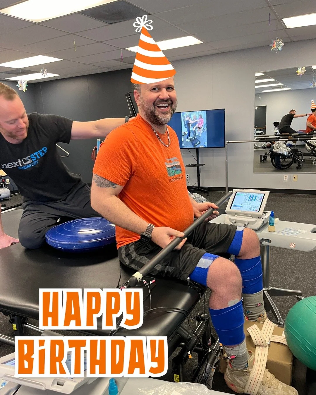 Hip, hip, hooray, it's Kent's birthday today! Have a great day today! 🎉🎂