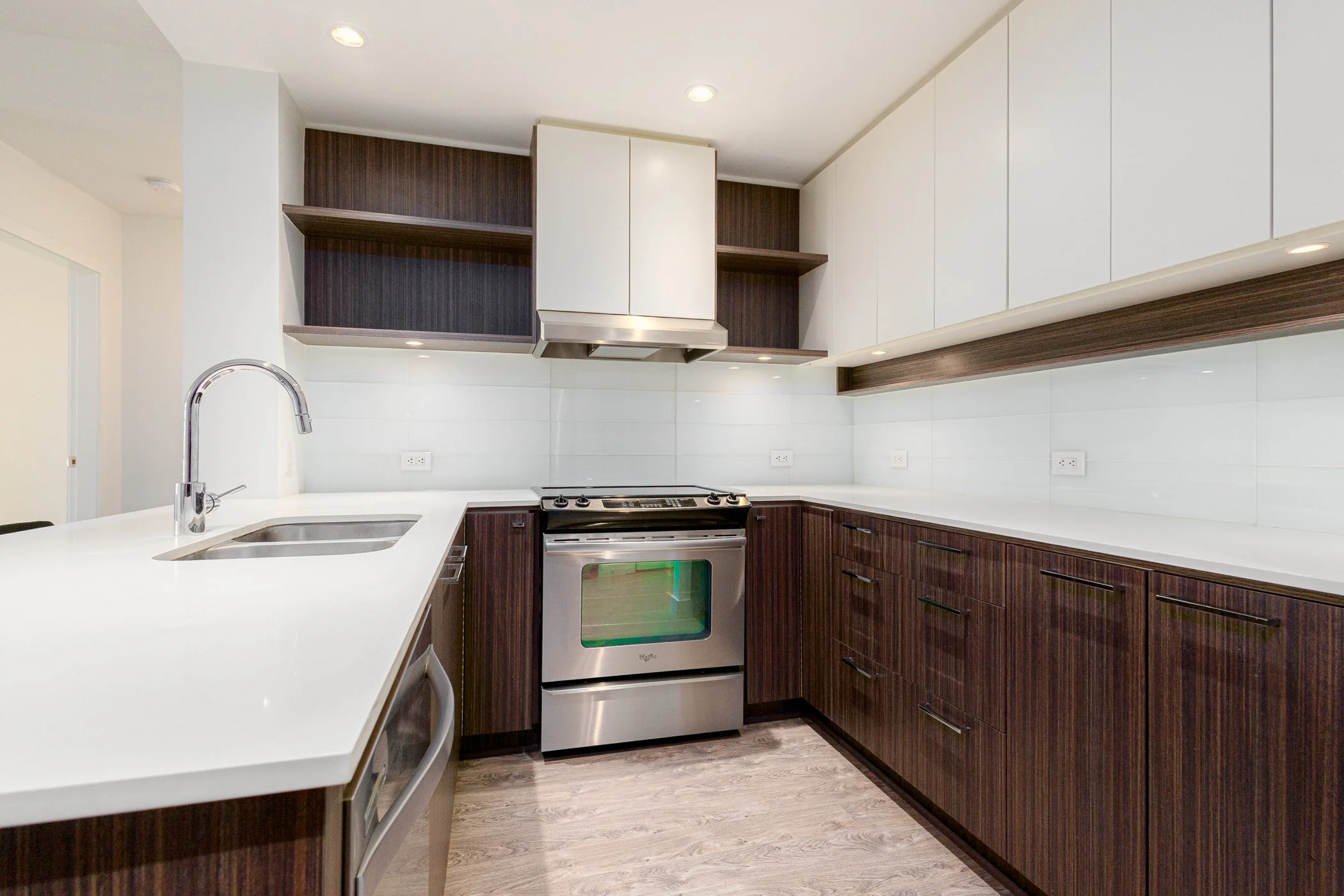 [JL]545Foster-1009.jpg