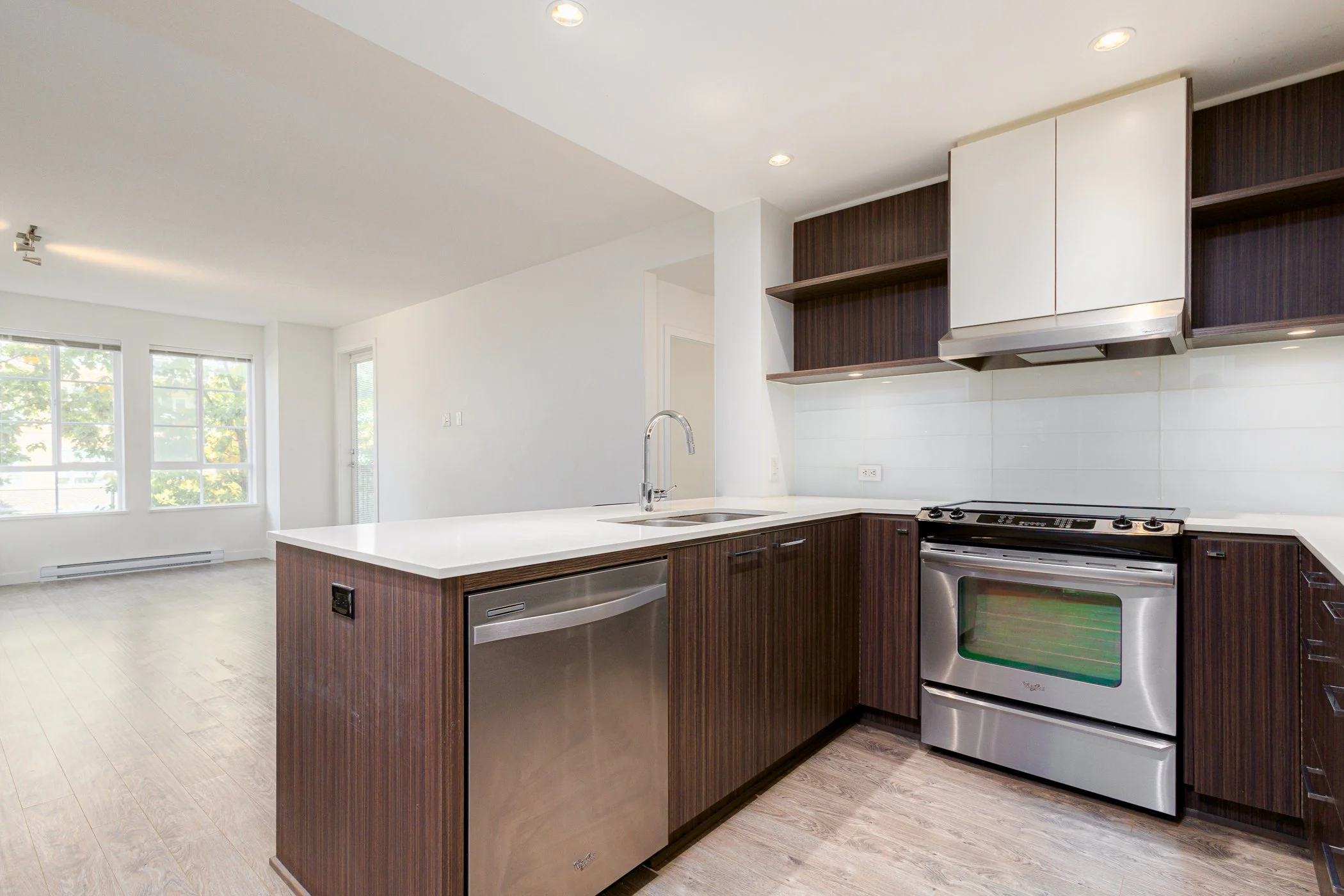 [JL]545Foster-1010.jpg