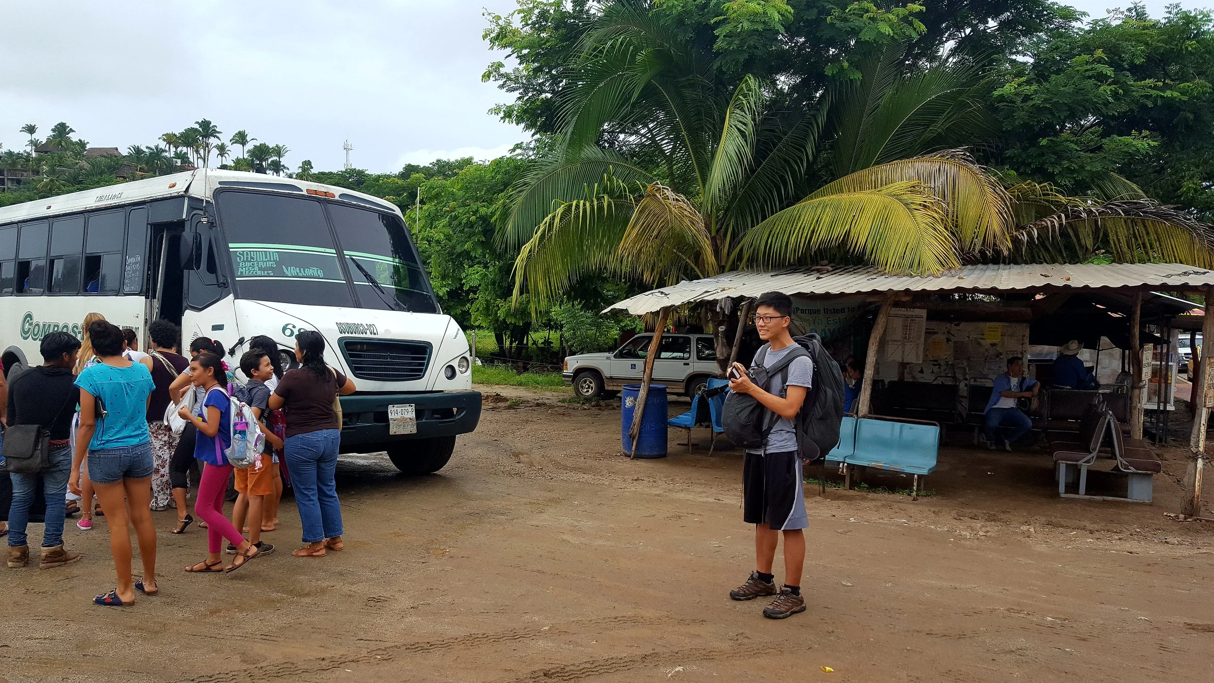 Yuting cheesin' at the Sayulita bus station