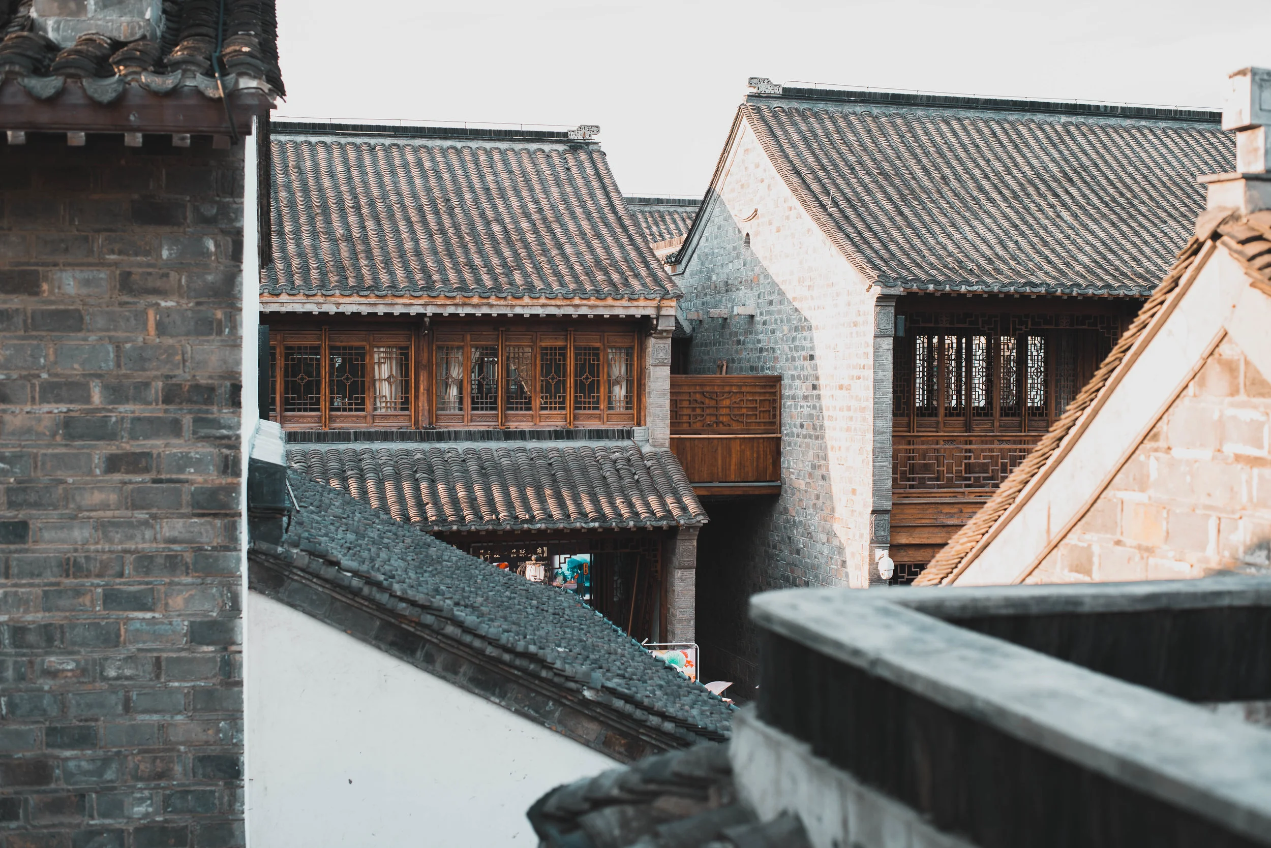 Visit Fuzimiao in Nanjing and check out the traditional architecture