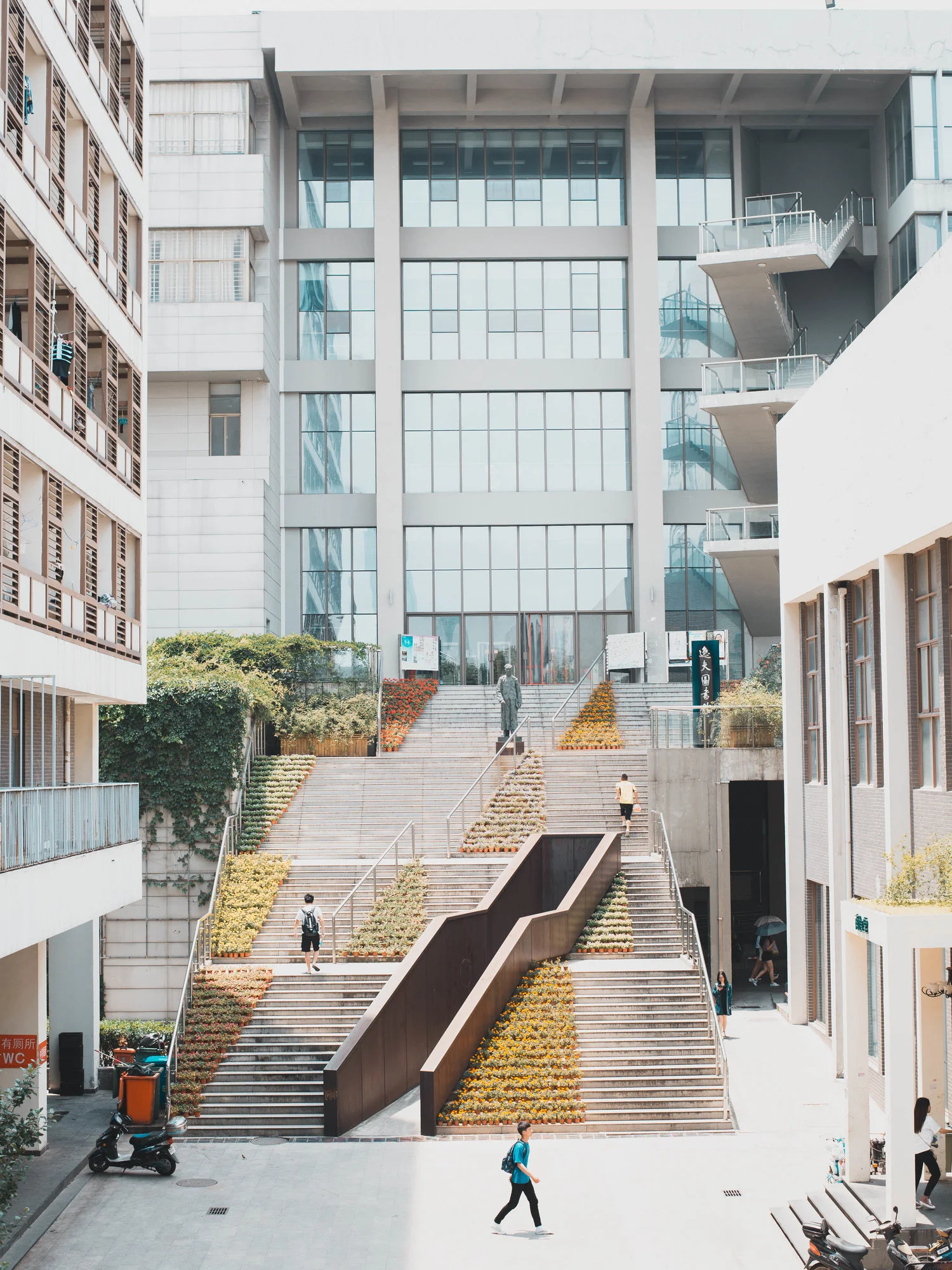 In June, 2018 I explored Nanjing, China