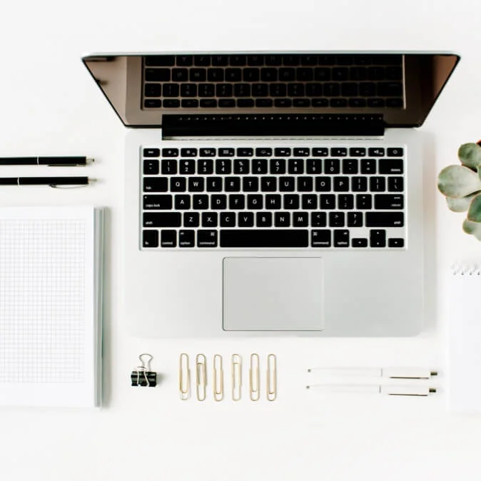 photo-square-laptop.jpg