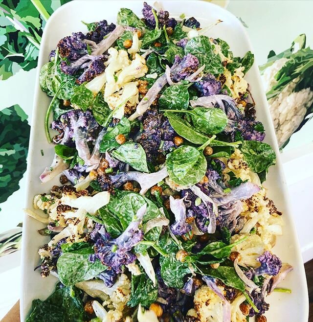Let&rsquo;s celebrate 🎉 school holidays &amp; Queensland Good to Go ➡️ with this Queensland grown artisan purple caulies 👏 🤤 #brisbane #clayfield #takeaway #salad #vegan #glutenfree #dairyfree #nutfree #saturday #takeawaycoffee #lunch #dinner #cau