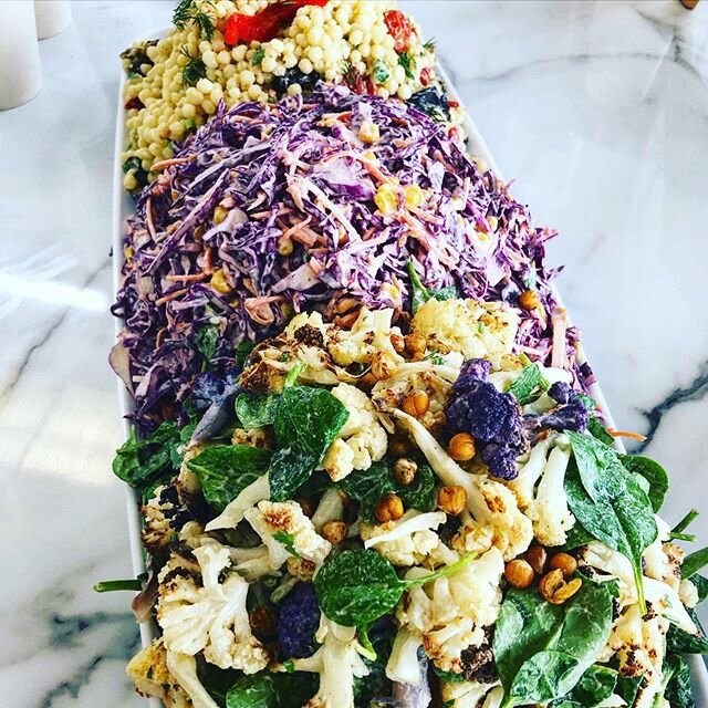 Let me be the Centrepiece ⭐️ of your next function.🥳 #clayfield #brisbane #salad #takeaway #catering #glutenfree #dairyfree #nutfree #vegan #sunday #rainyday #lunch #dinner