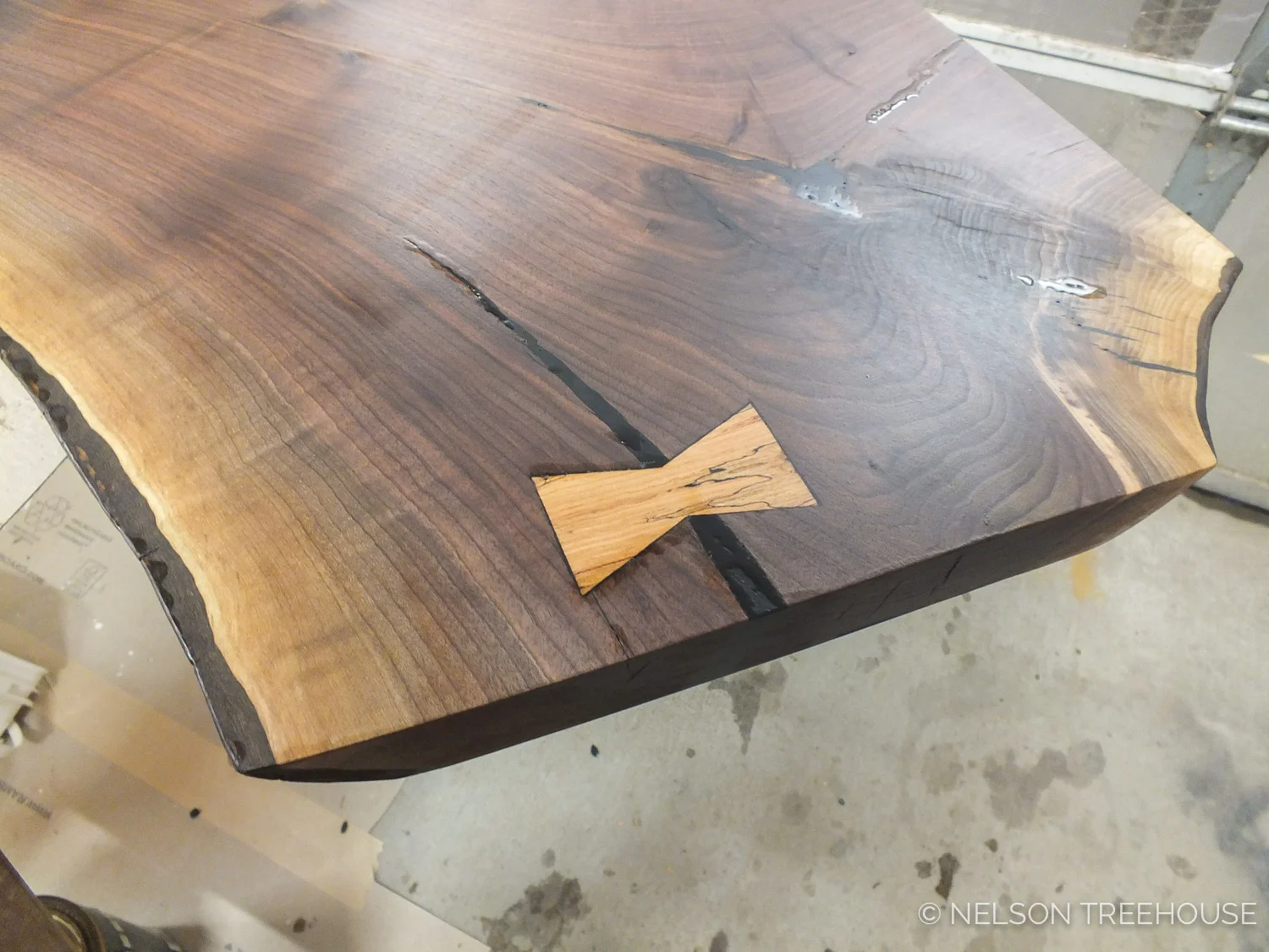 BUTTERFLY JOINT IN SLAB COUNTERTOP