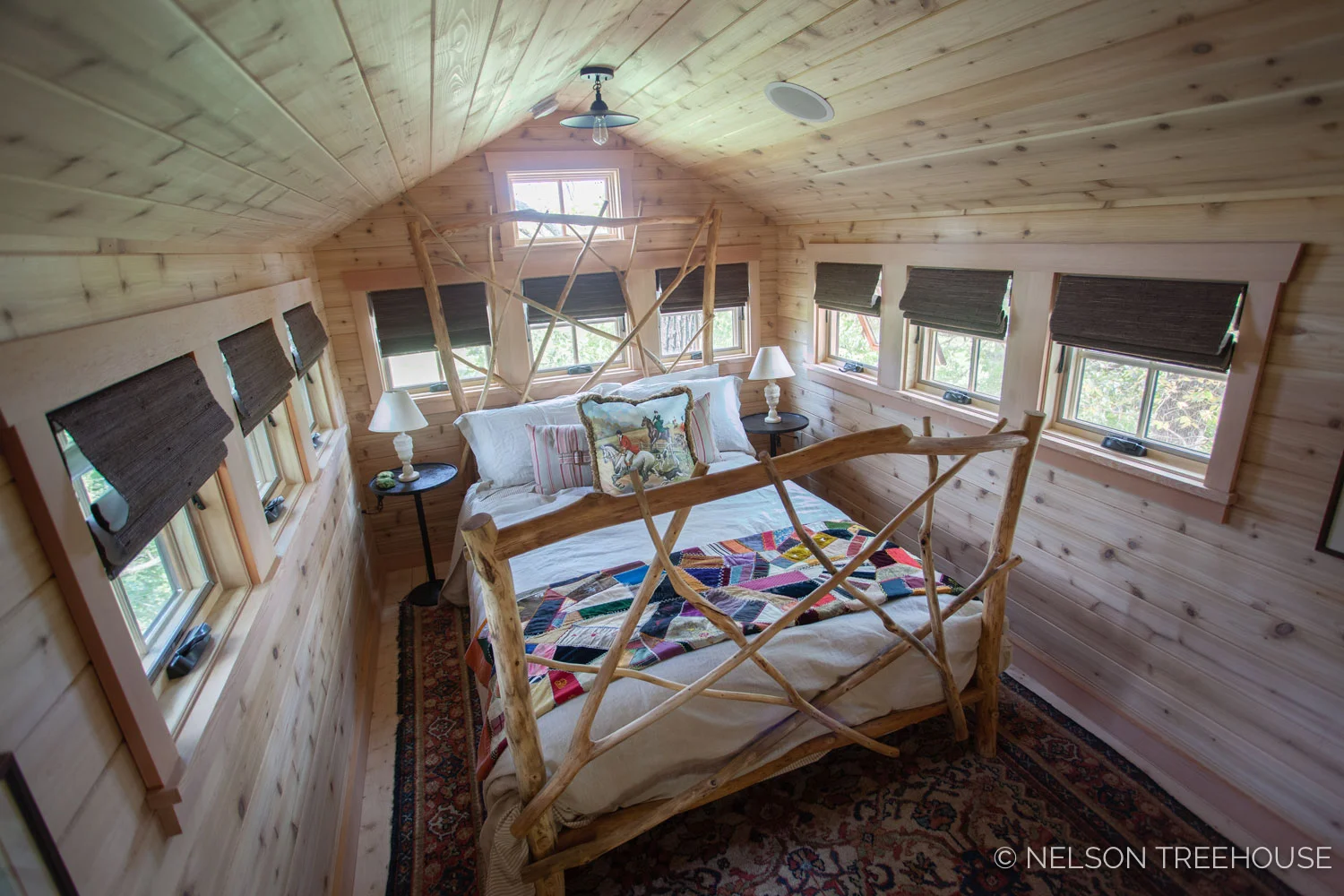 NATURAL BRANCH BED FRAME INSIDE TREEHOUSE LOFT