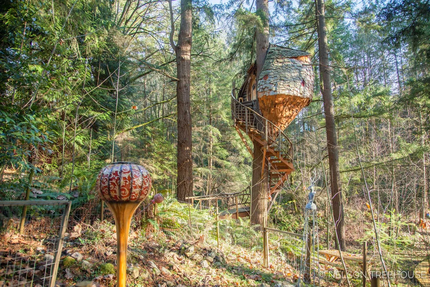 Beehive Treehouse Side view