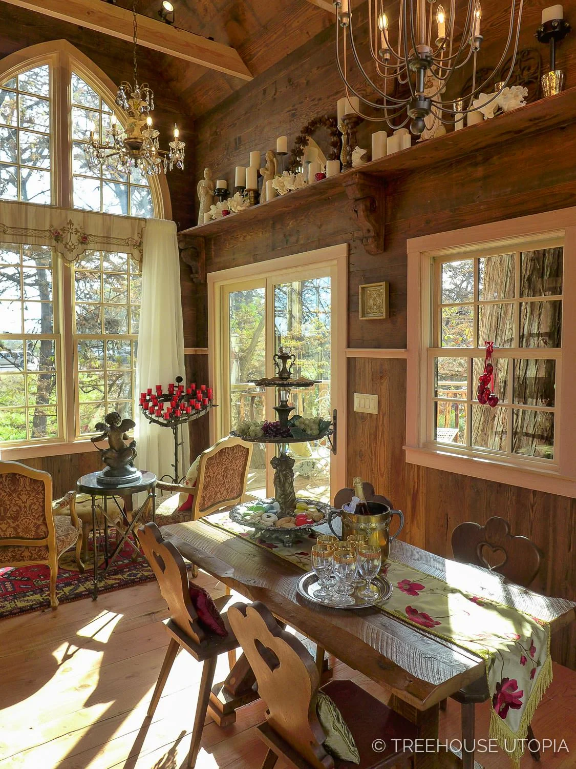 Chapelle at Treehouse Utopia, a Texas Hill Country Retreat. Photo by Nelson Treehouse.