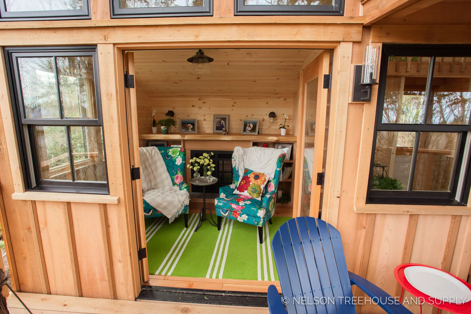 Bulldog Bungalow french doors - nelson Treehouse