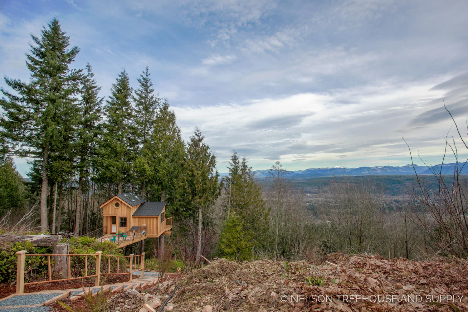 Bulldog Bungalow view - NElson Treehouse
