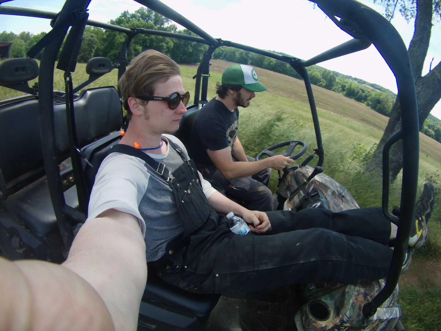 Garrett and Seanix bonded while in tennessee.