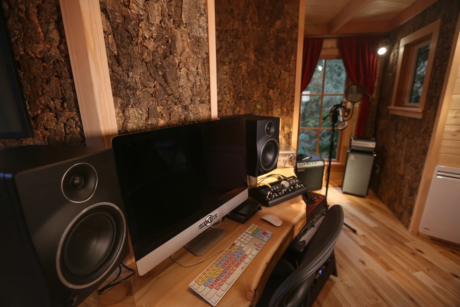Nelson treehouse recording studio desk
