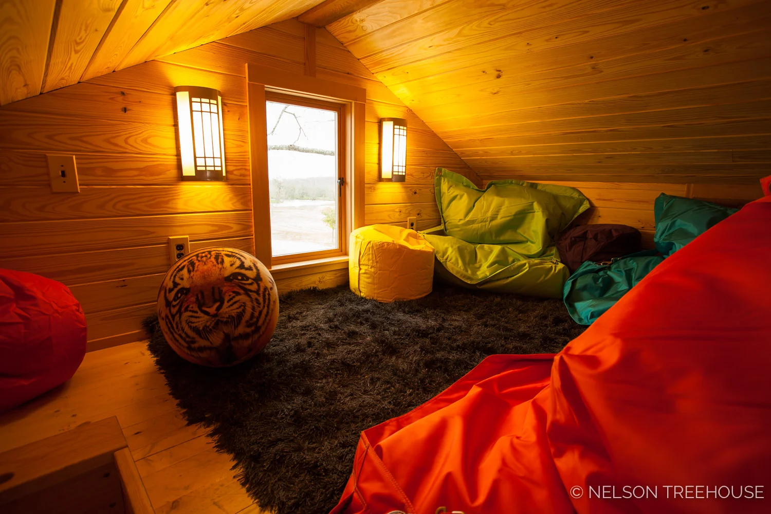 Nelson Treehouse - Twenty-Ton Texas Treehouse loft