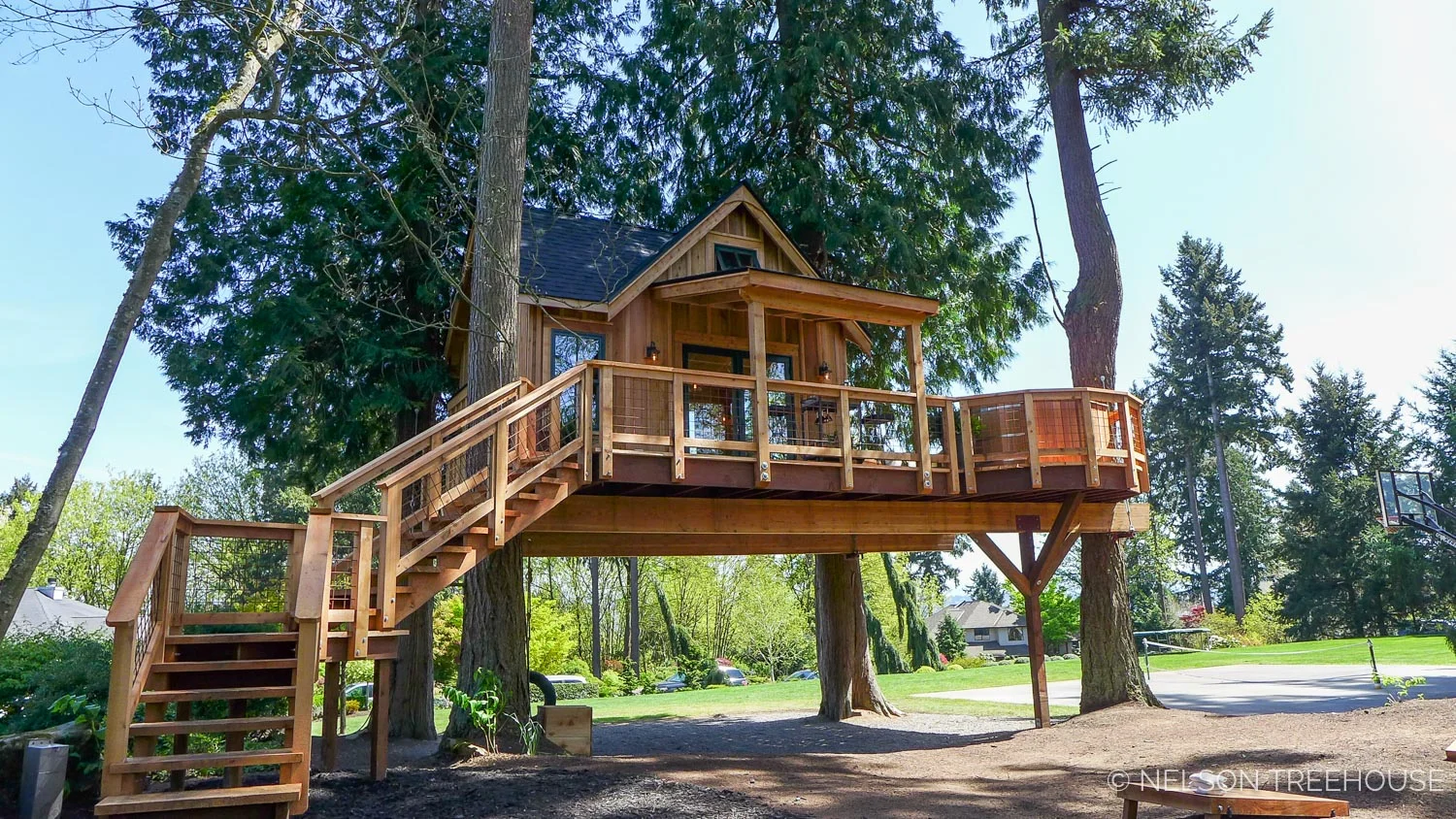 Hot Tub Treehouse - Nelson Treehouse