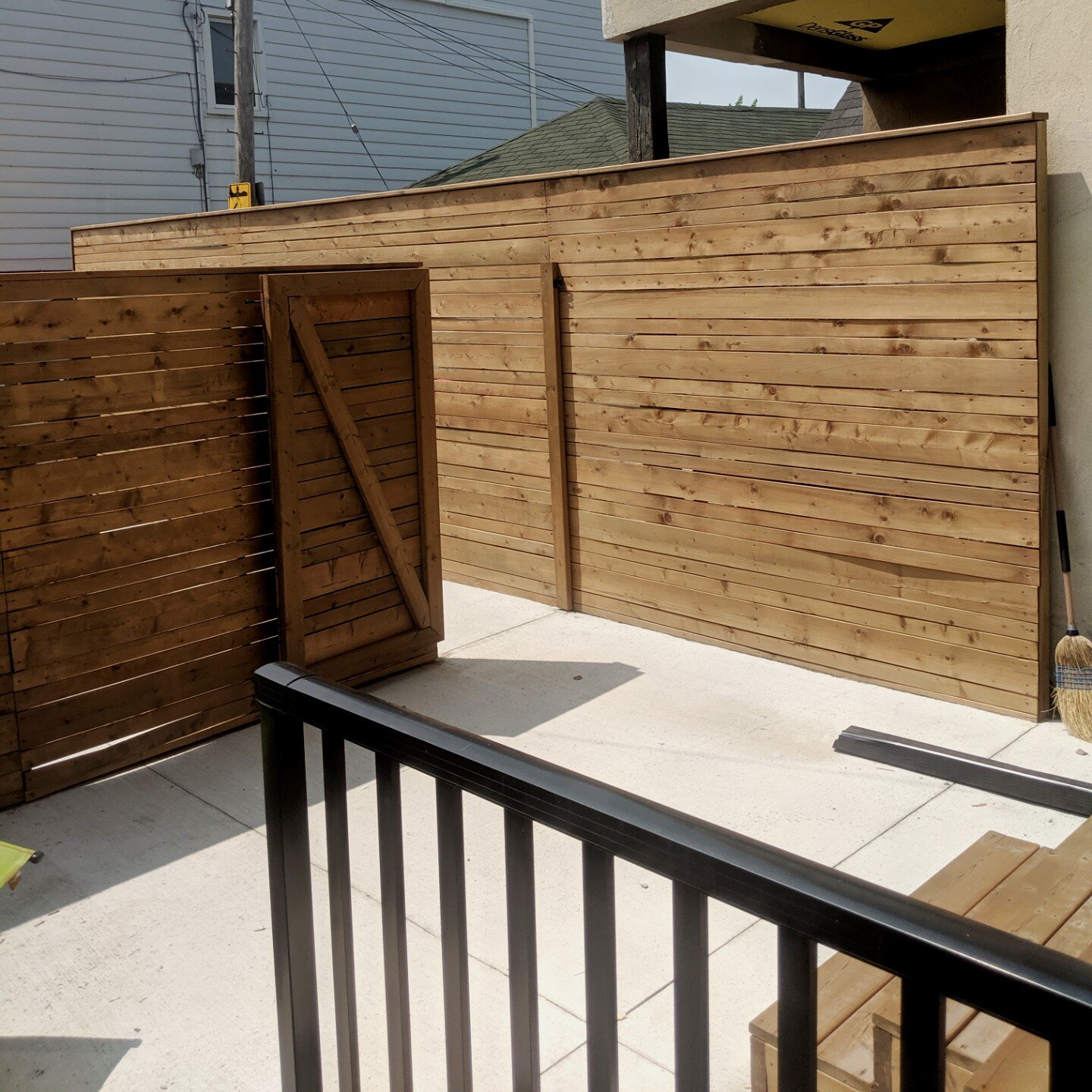 Fence and Deck Sealing or Staining
