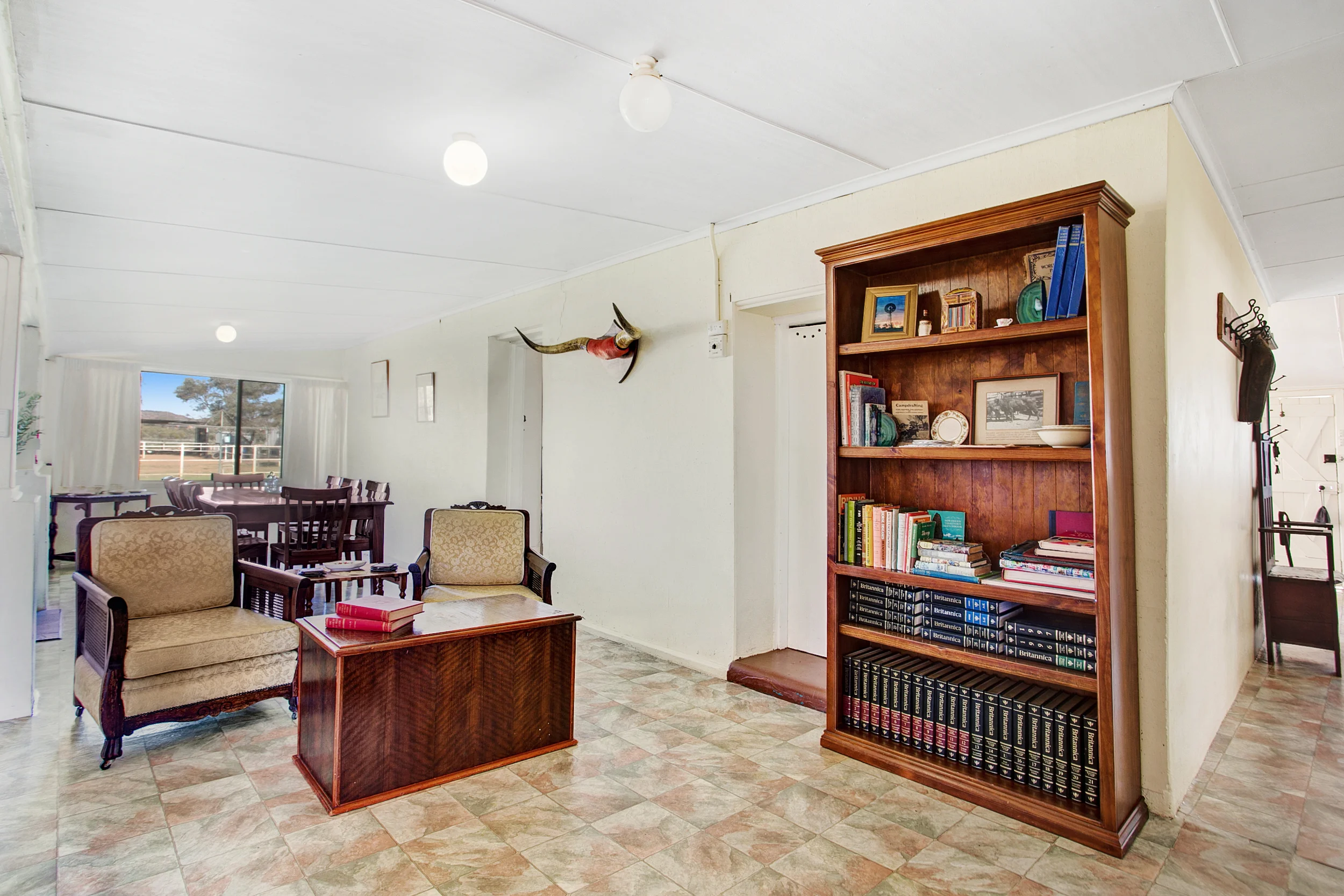 Property_050.jpg