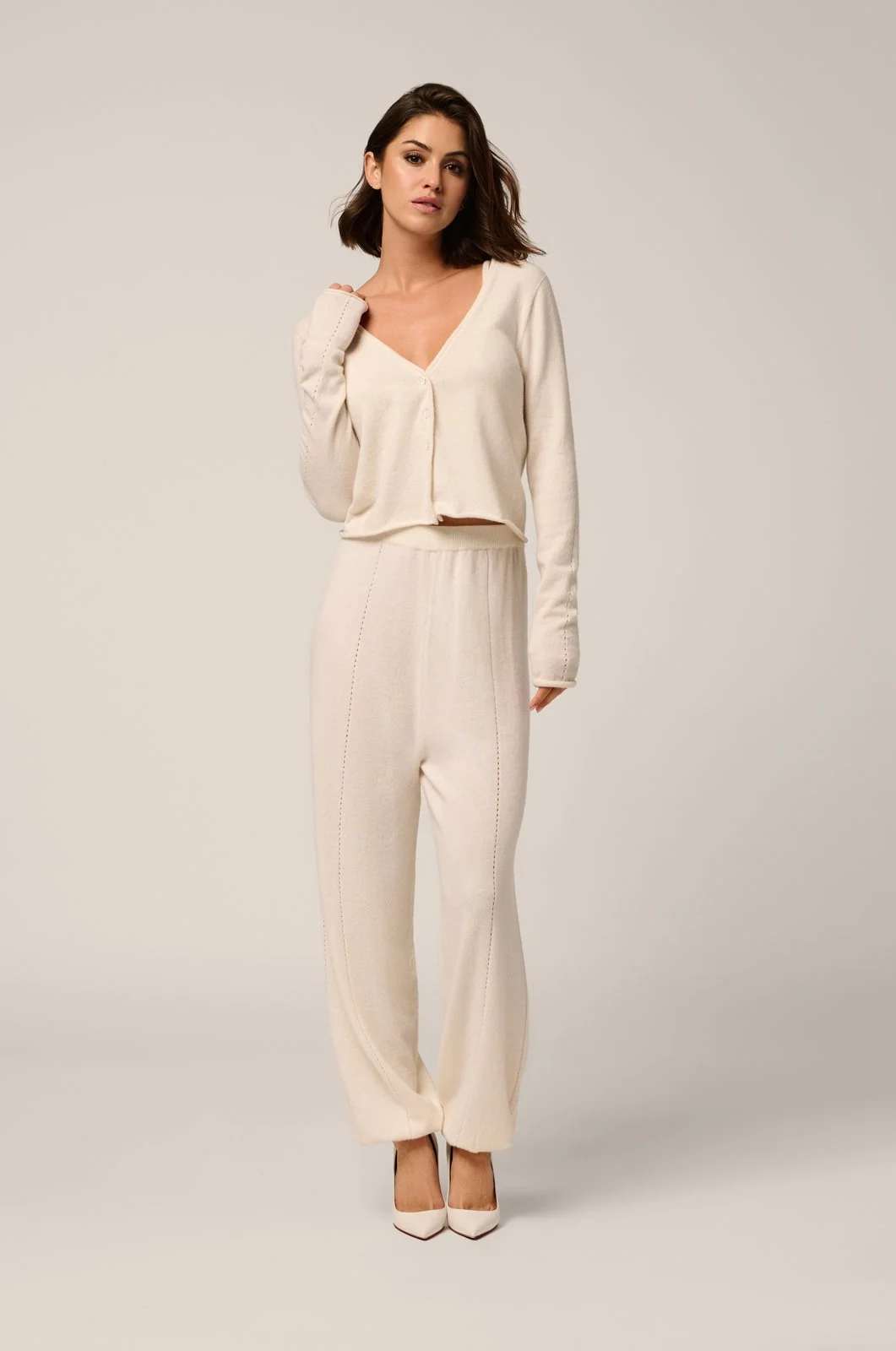 CASHMERE CARDIGAN & BALLOON SWEATPANT- IVORY5.jpg