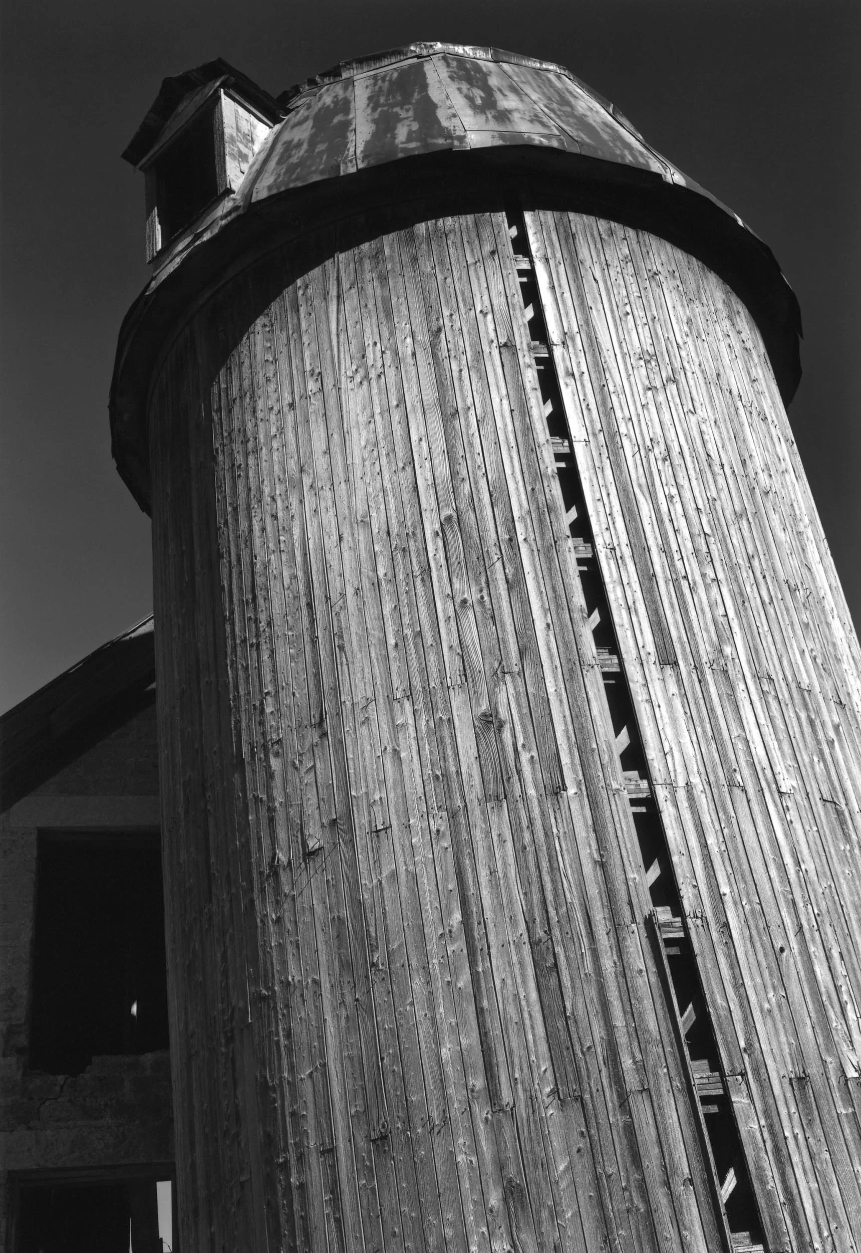 Silo Exterior, IL, 2011