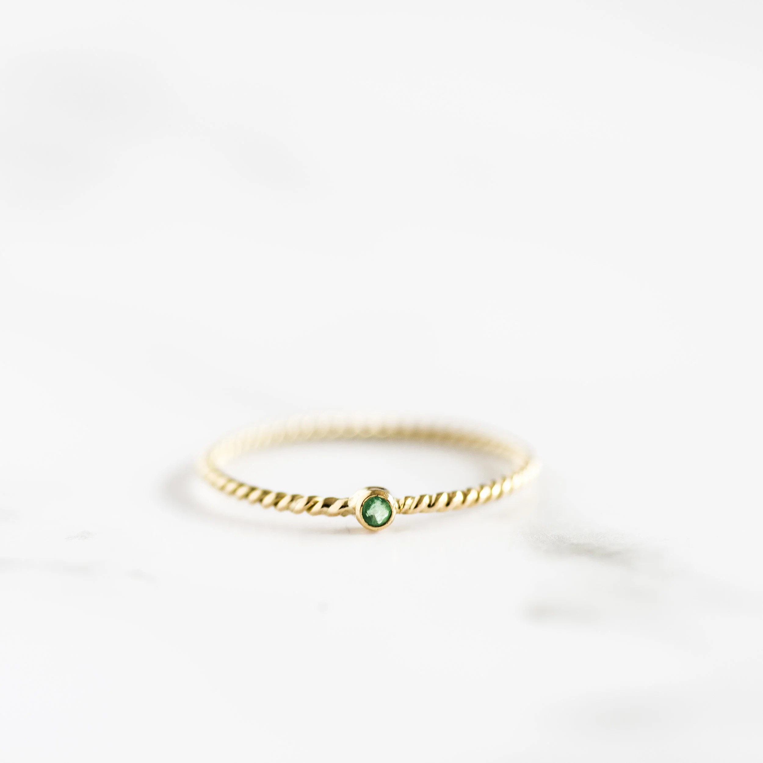 Lara esmeralda oro 18kt