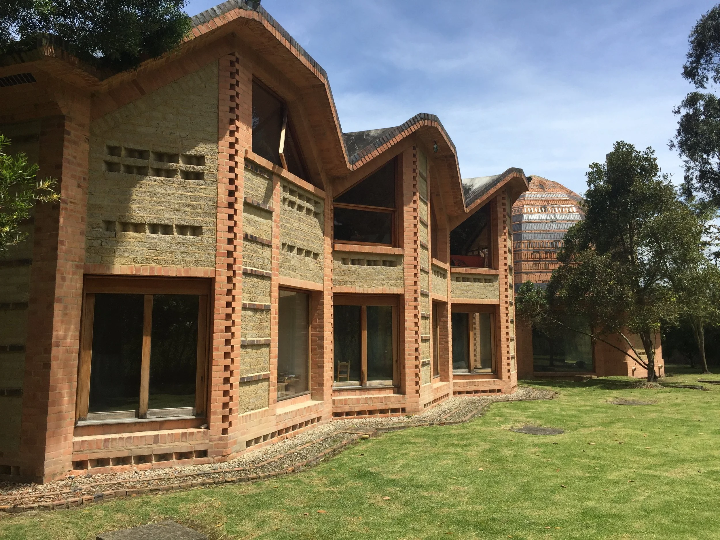 Fachada Occidental.jpg