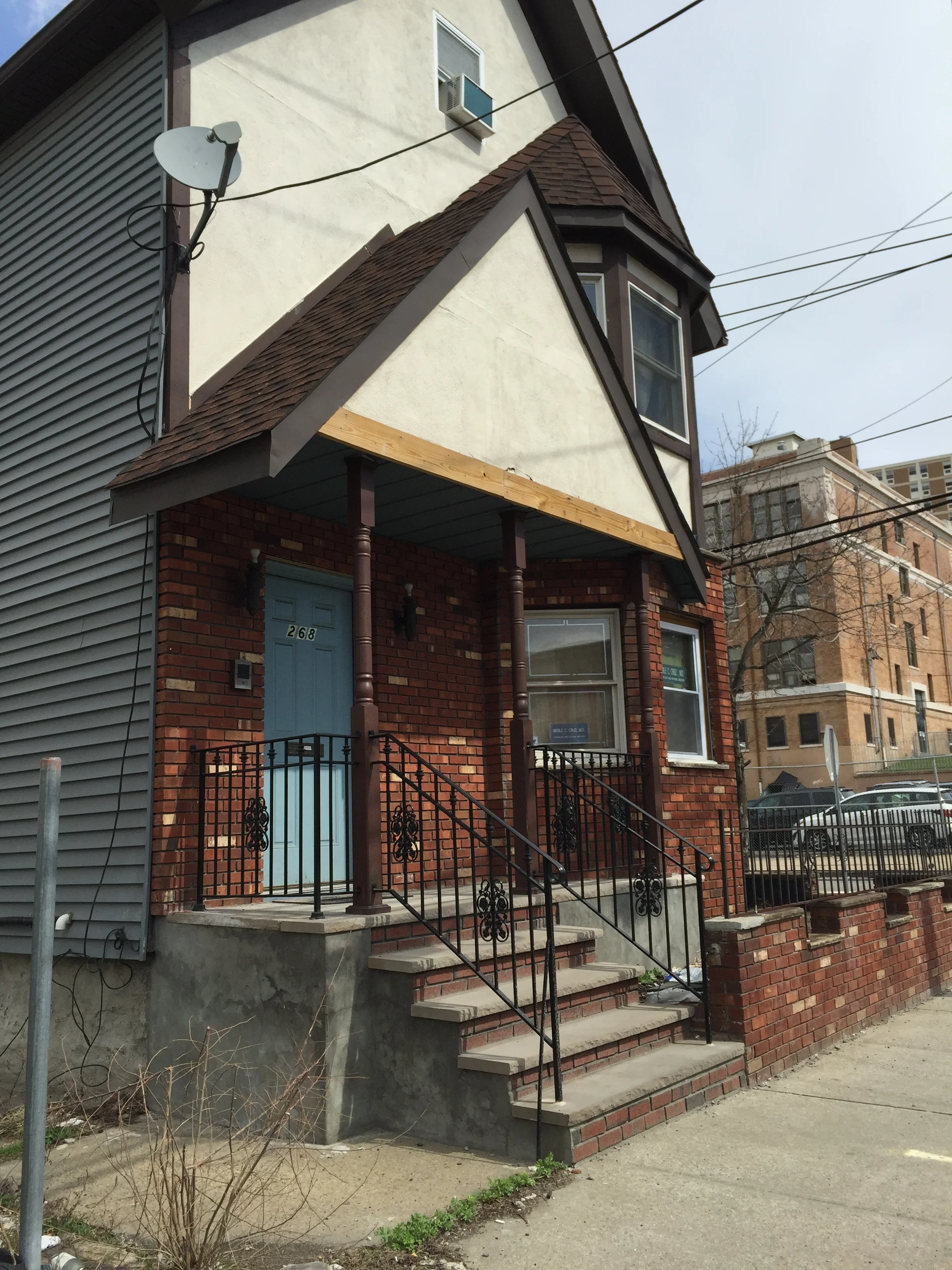   A doctor's office in Hudson County, NJ.&nbsp;(See "Traditional" Provider Persona below).   The "ride-alongs" helped us step into the shoes of Providers and their Office Managers. So many clunky old tools —&nbsp; one or more from each insurer they w